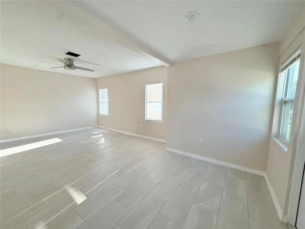 1015 23RD AVENUE W Bradenton, FL 34205