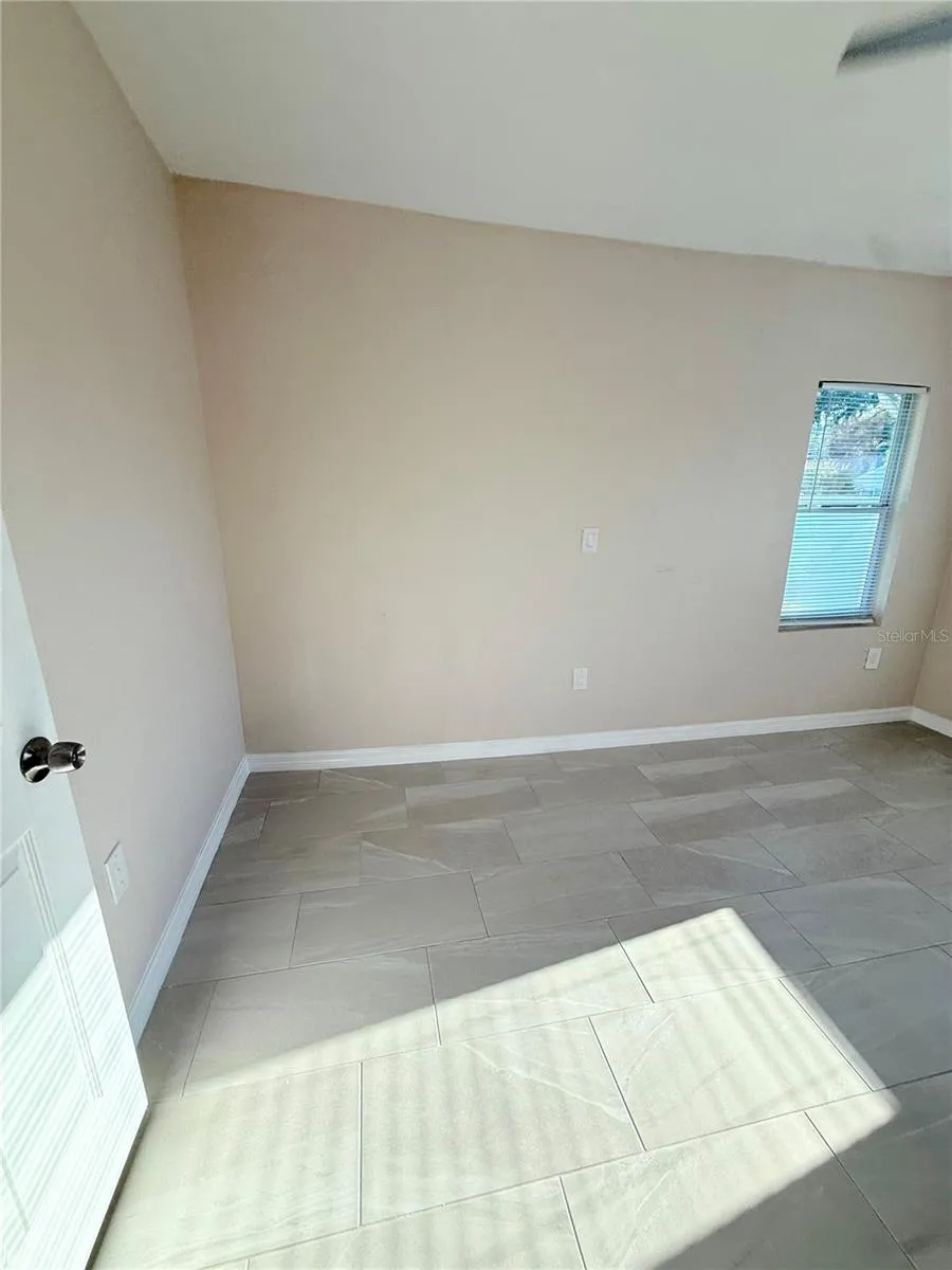 1015 23RD AVENUE W Bradenton, FL 34205