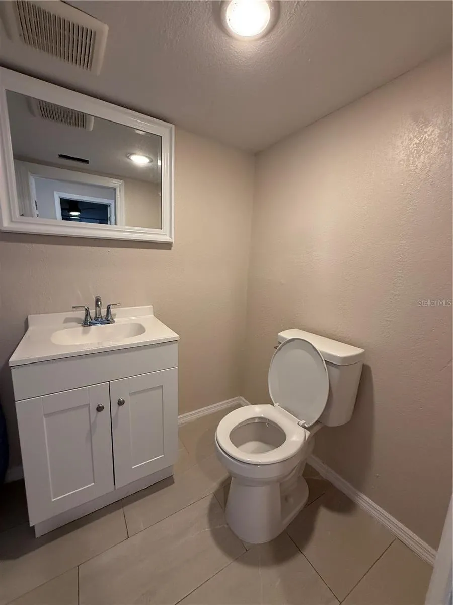 1015 23RD AVENUE W Bradenton, FL 34205