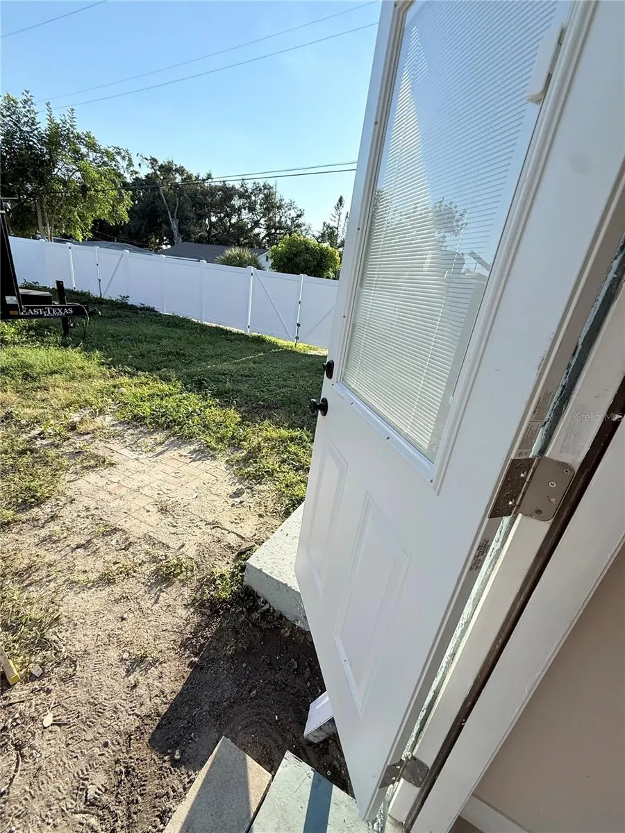 1015 23RD AVENUE W Bradenton, FL 34205