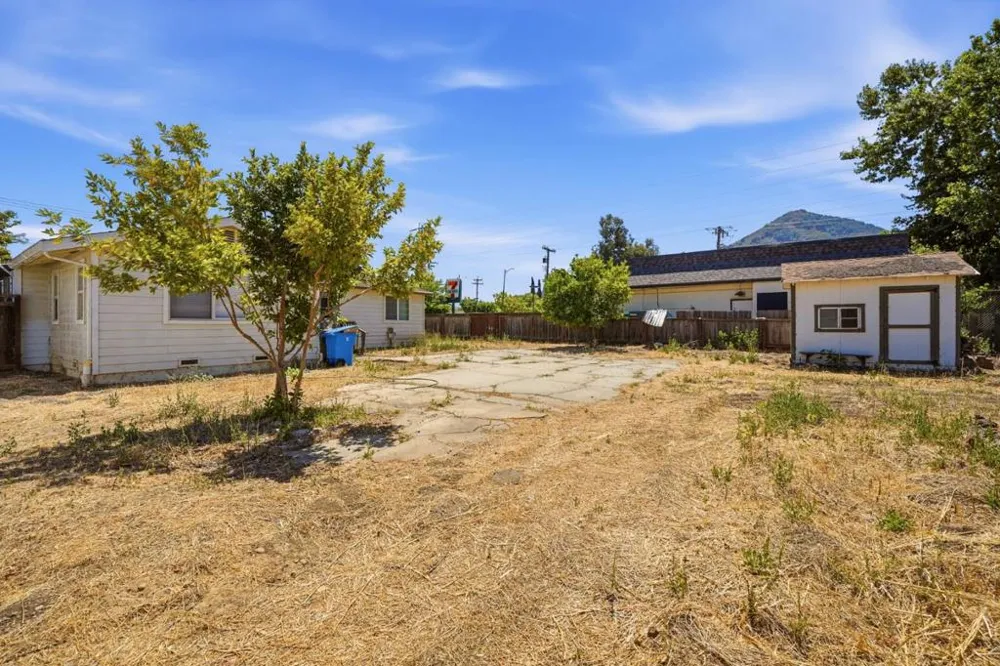 285 W Main Avenue Morgan Hill, CA 95037