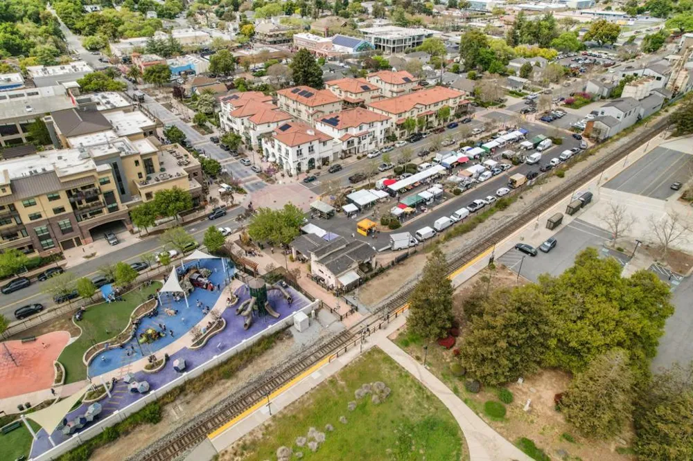 285 W Main Avenue Morgan Hill, CA 95037