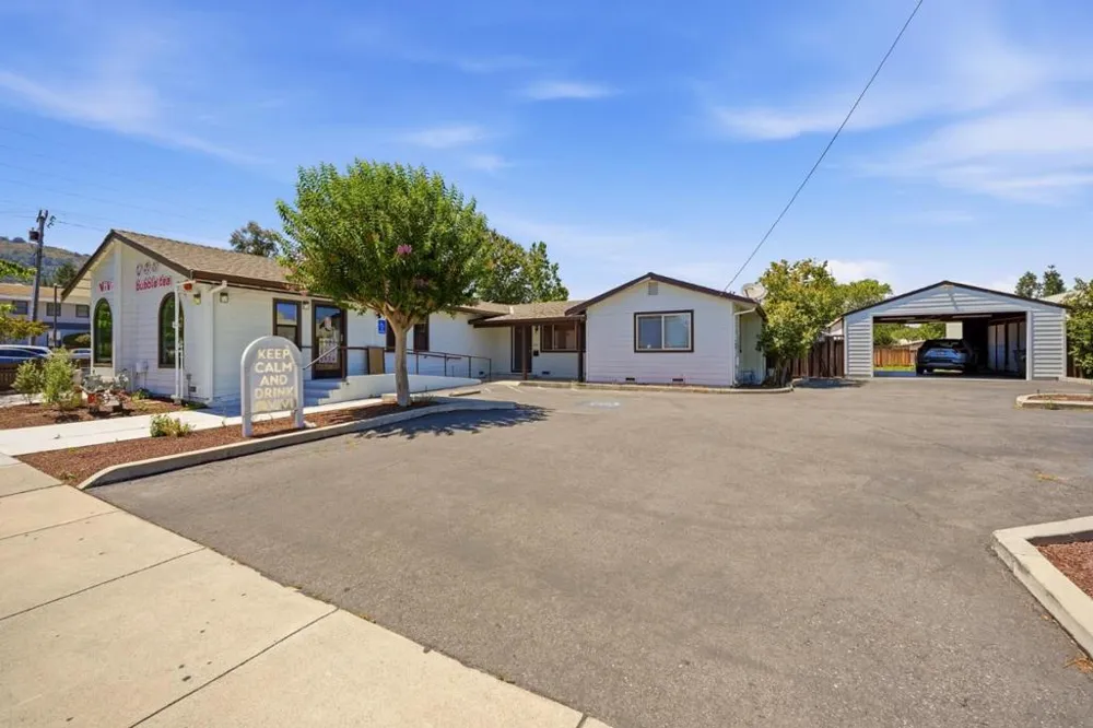 285 W Main Avenue Morgan Hill, CA 95037