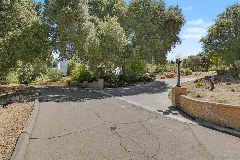 26440 Old Highway 80 Descanso, CA 91916