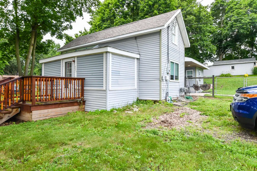 529 Clinton Street Marshall City, MI 49068