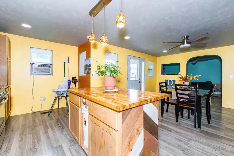 529 Clinton Street Marshall City, MI 49068