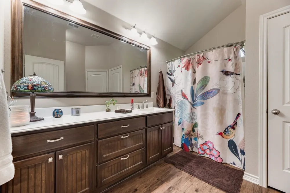 105 Baker Street Forney, TX 75126