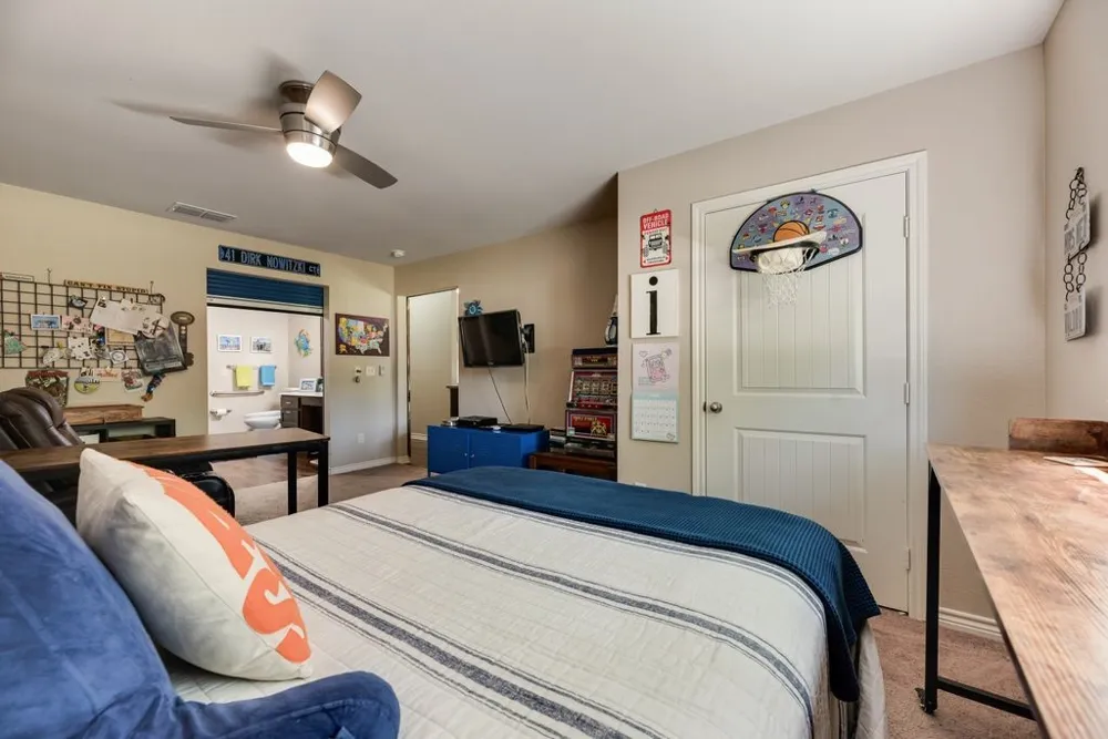 105 Baker Street Forney, TX 75126