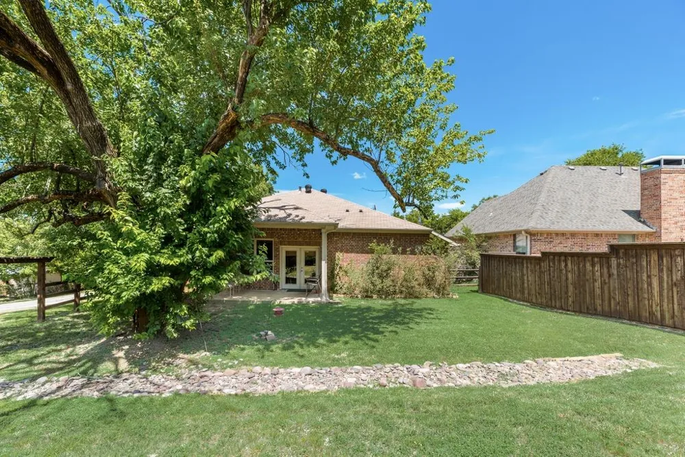 105 Baker Street Forney, TX 75126