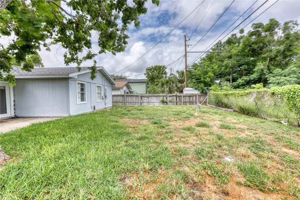 2010 Sean Drive Corpus Christi, TX 78412