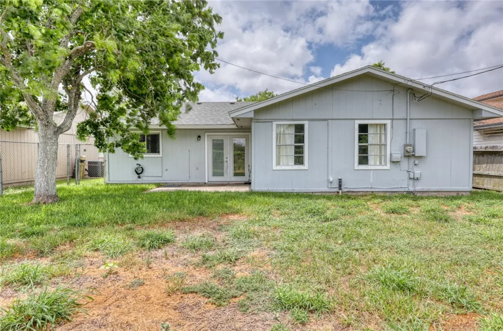 2010 Sean Drive Corpus Christi, TX 78412