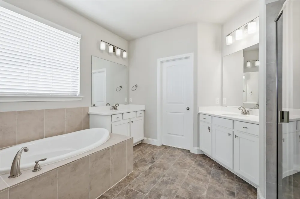 2717 Calloway Creek Drive Fort Worth, TX 76118
