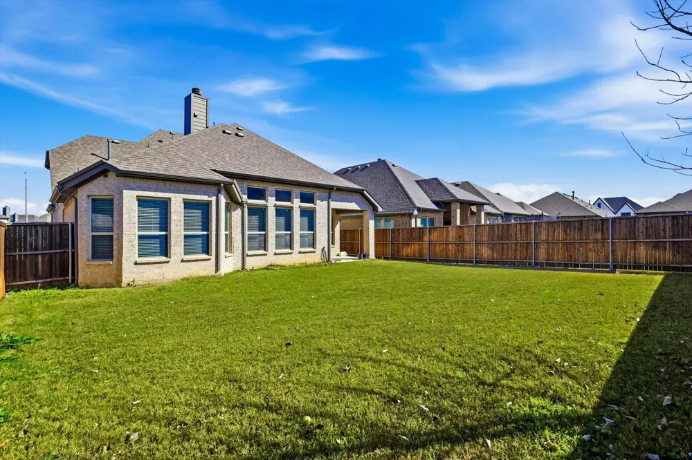 2717 Calloway Creek Drive Fort Worth, TX 76118