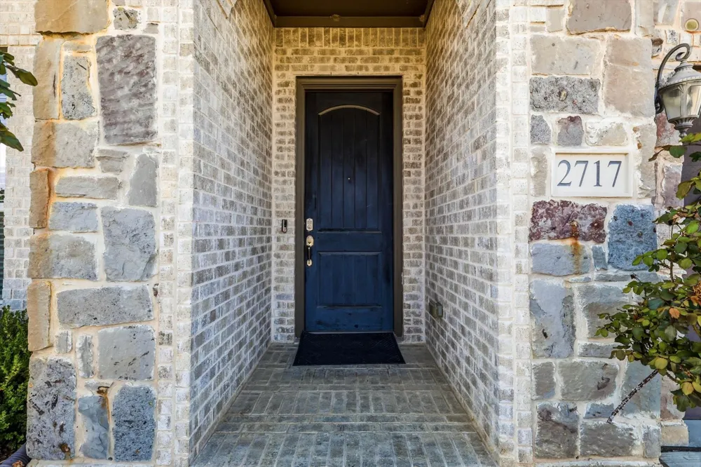 2717 Calloway Creek Drive Fort Worth, TX 76118