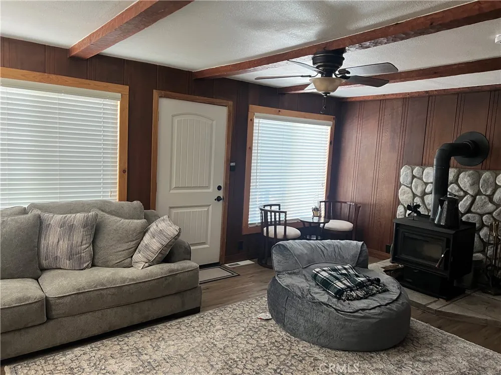 31671 Silver Spruce Drive Running Springs, CA 92382