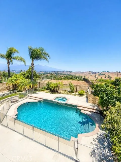 350 Via Amarilla San Dimas, CA 91773