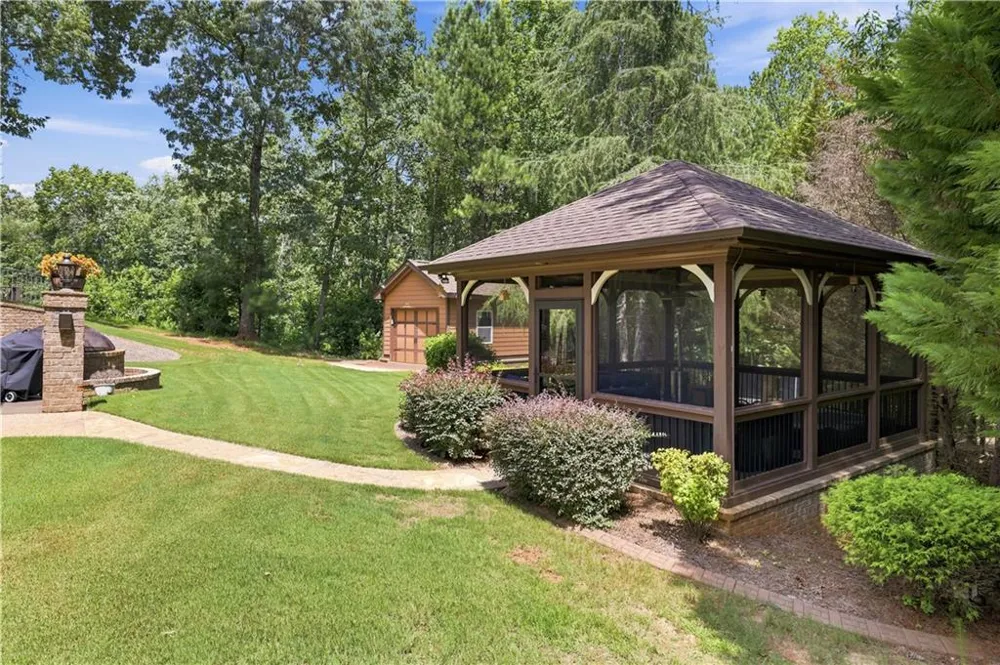 5875 Pecan Grove Place Douglasville, GA 30135