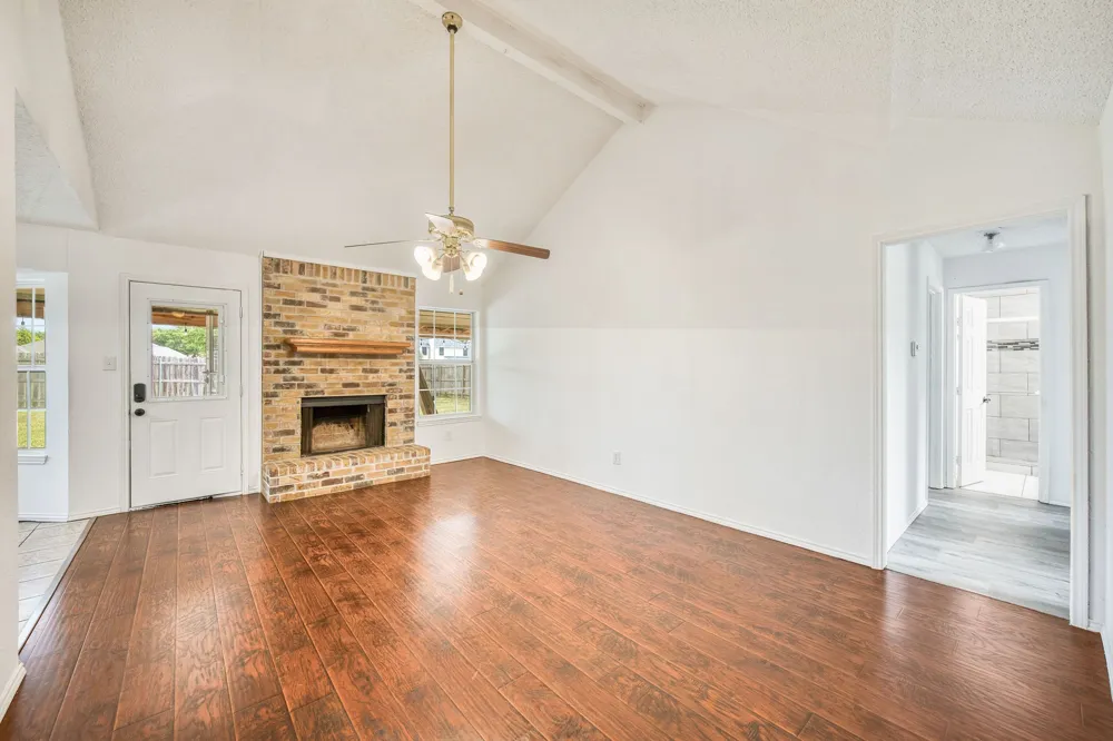 7316 E Kary Lynn Drive Watauga, TX 76148