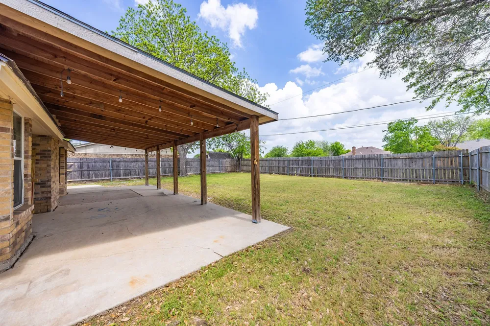 7316 E Kary Lynn Drive Watauga, TX 76148