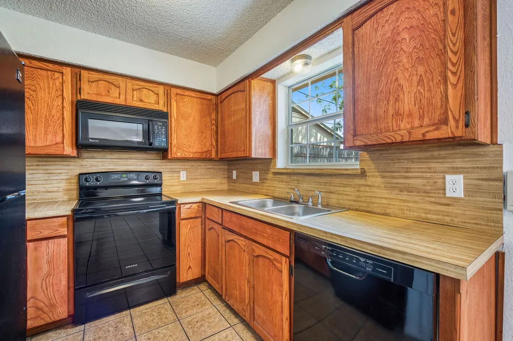 7316 E Kary Lynn Drive Watauga, TX 76148