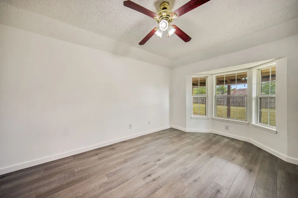 7316 E Kary Lynn Drive Watauga, TX 76148
