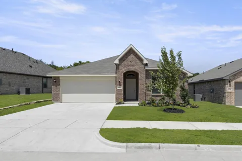 1704 Quapaw Trail