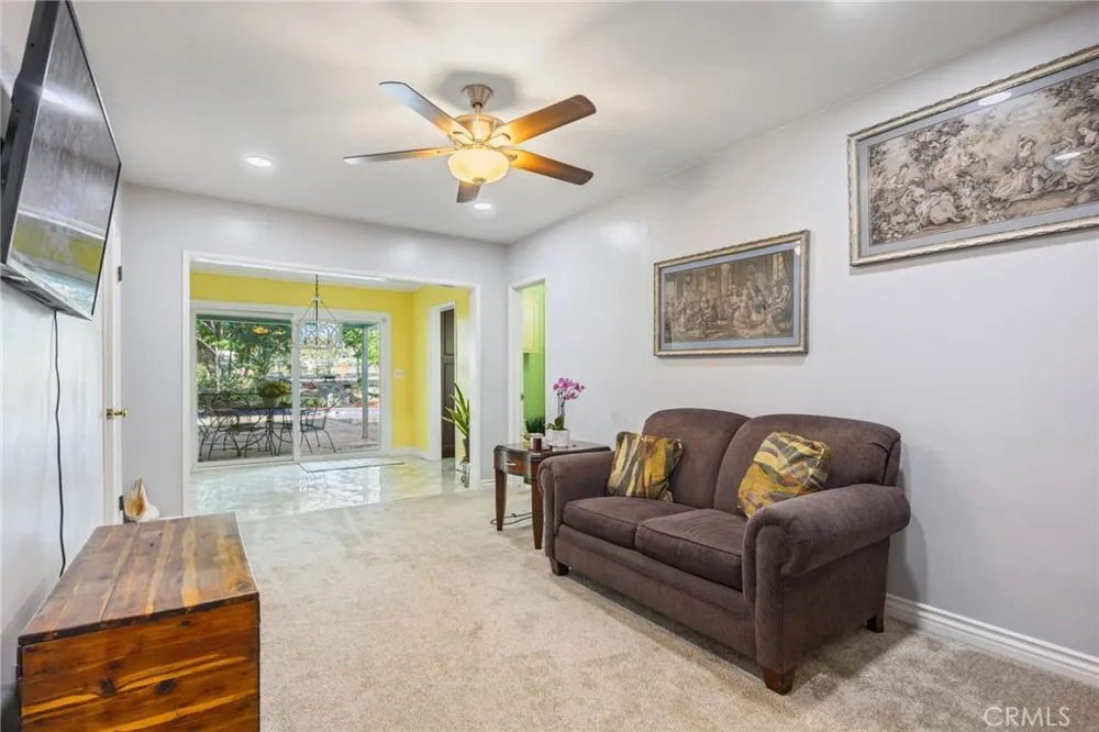 4817 Quartz  Hill Rd Quartz Hill, CA 93536