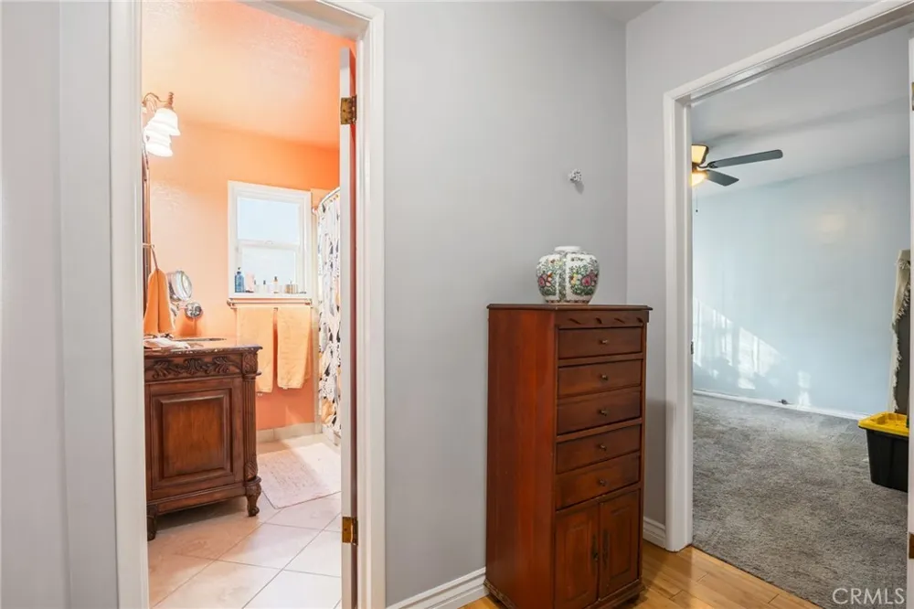 4817 Quartz  Hill Rd Quartz Hill, CA 93536