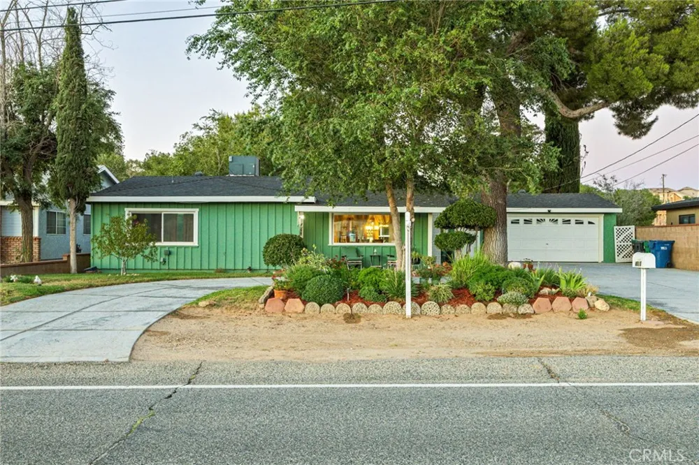 4817 Quartz  Hill Rd Quartz Hill, CA 93536