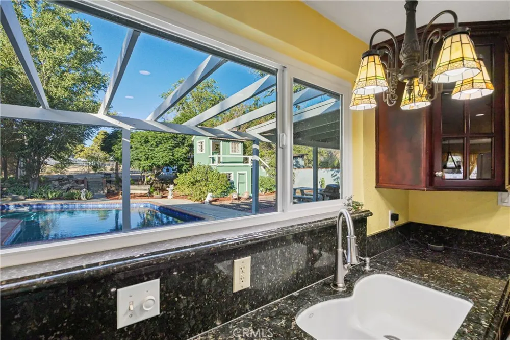 4817 Quartz  Hill Rd Quartz Hill, CA 93536