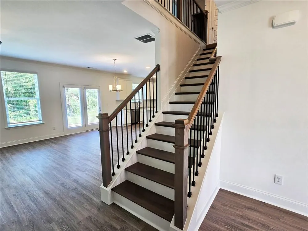 7372 Rocklin Lane Flowery Branch, GA 30542
