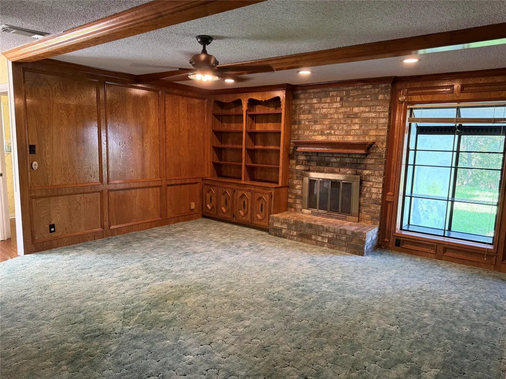 231 Huckleberry Drive Lake Jackson, TX 77566