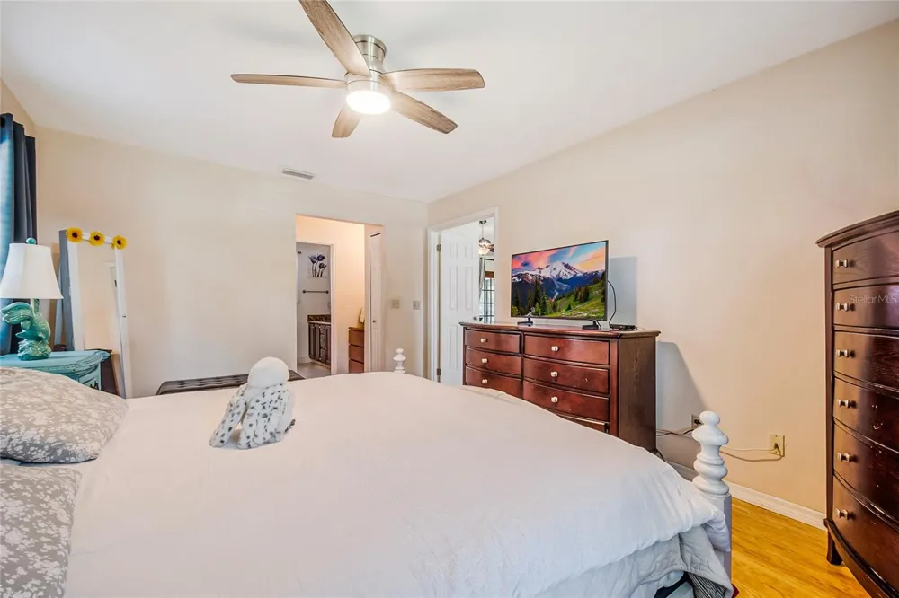 3726 SARASOTA COURT Orlando, FL 32812