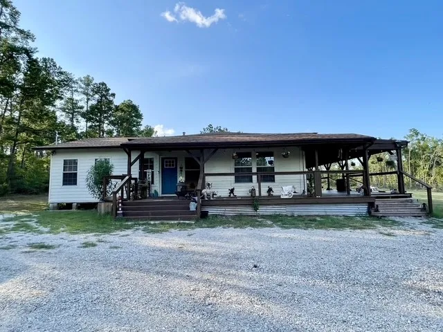 8262 US Highway 84 W Mount Enterprise, TX 75681