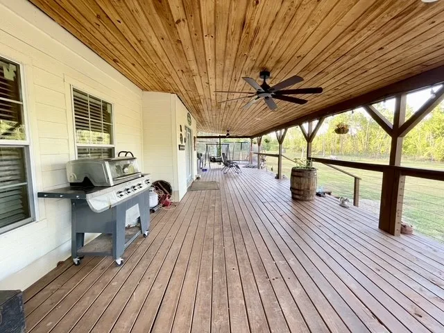 8262 US Highway 84 W Mount Enterprise, TX 75681
