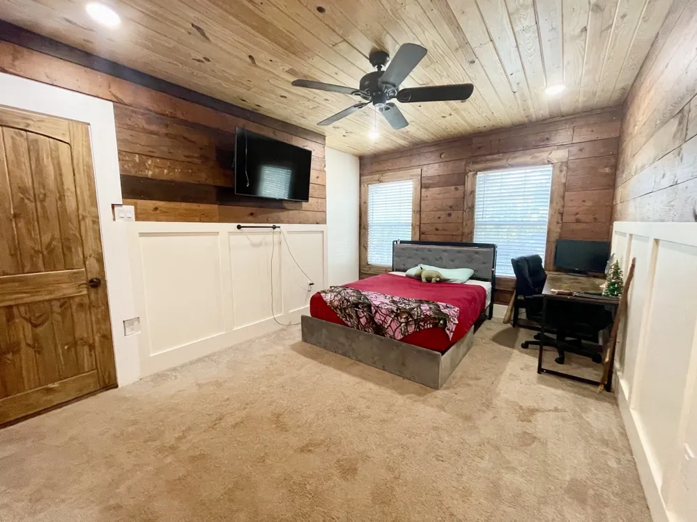 8262 US Highway 84 W Mount Enterprise, TX 75681