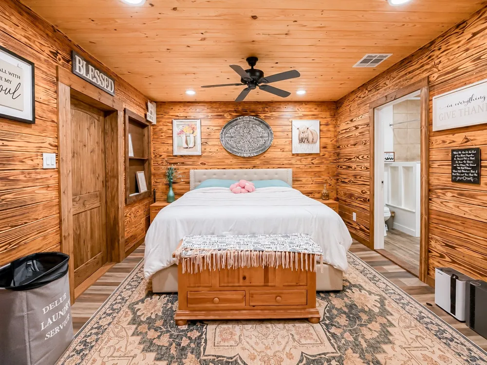 8262 US Highway 84 W Mount Enterprise, TX 75681