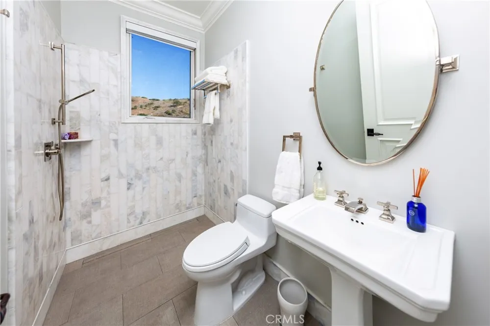 30 Saddlebow Road Bell Canyon, CA 91307