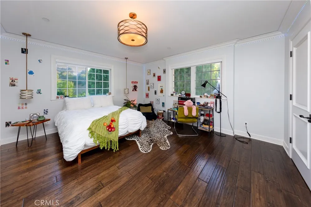 30 Saddlebow Road Bell Canyon, CA 91307