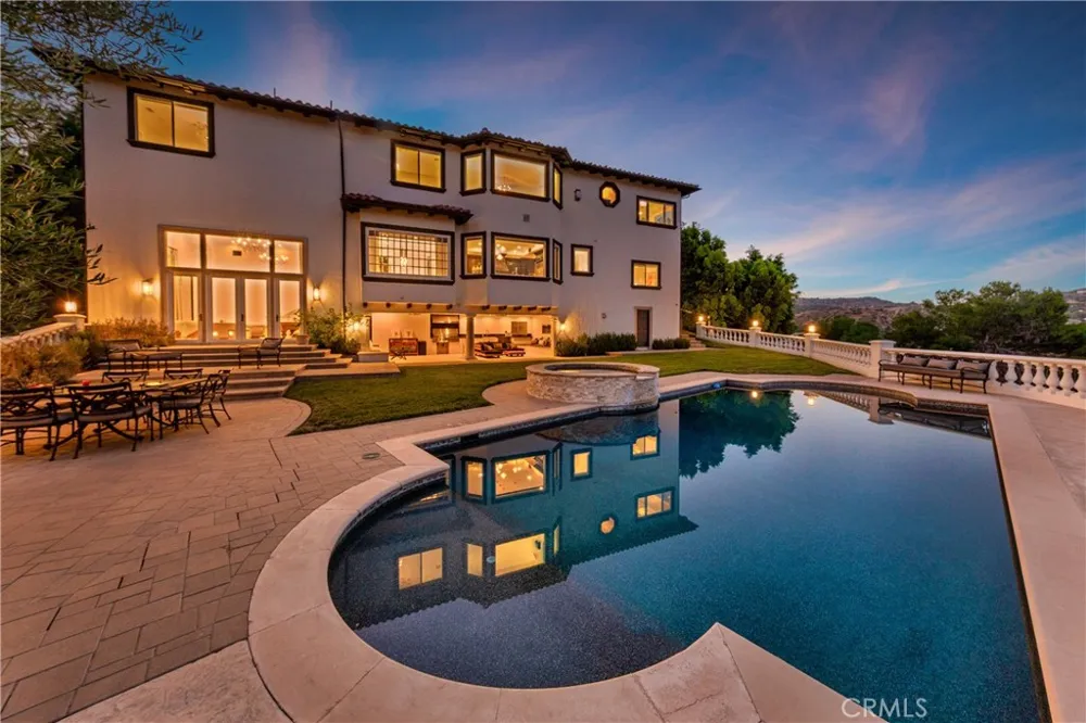 30 Saddlebow Road Bell Canyon, CA 91307