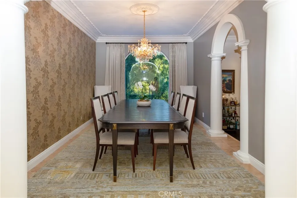 30 Saddlebow Road Bell Canyon, CA 91307