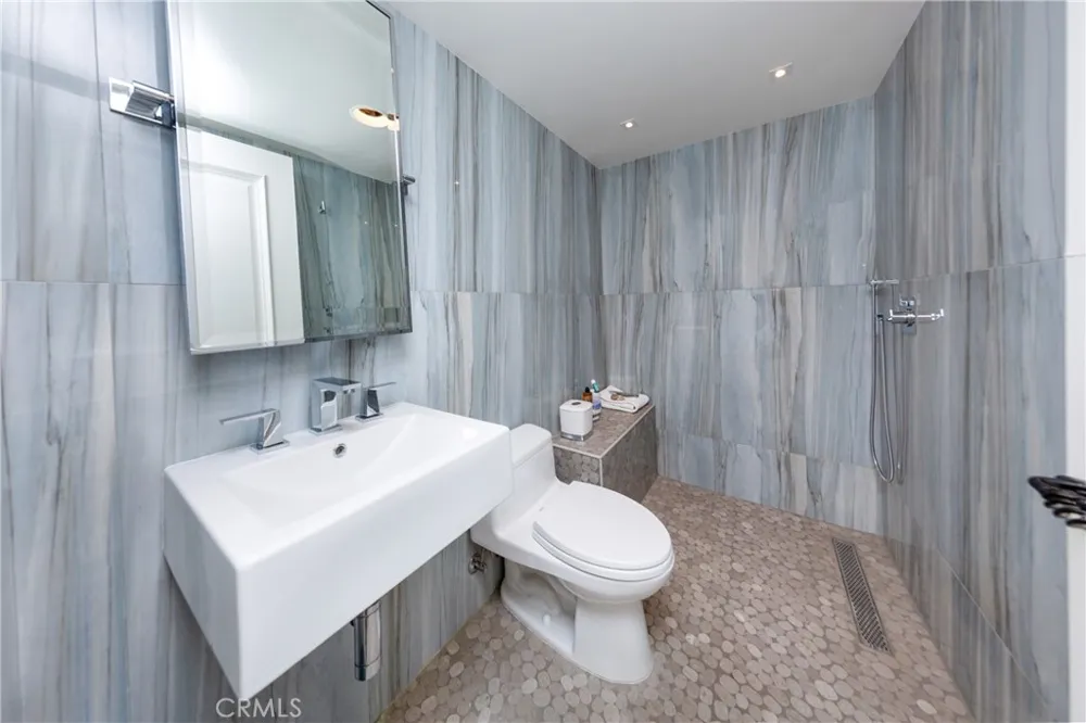 30 Saddlebow Road Bell Canyon, CA 91307