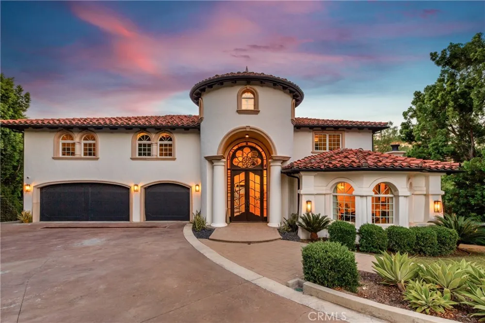 30 Saddlebow Road Bell Canyon, CA 91307