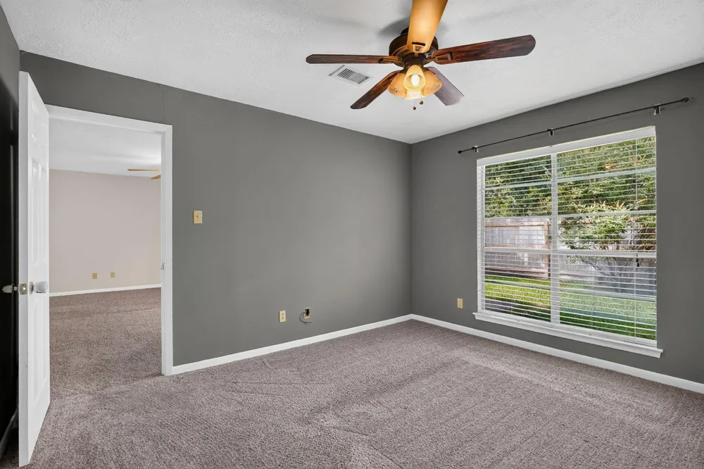 2822 Oakside Drive Bryan, TX 77802