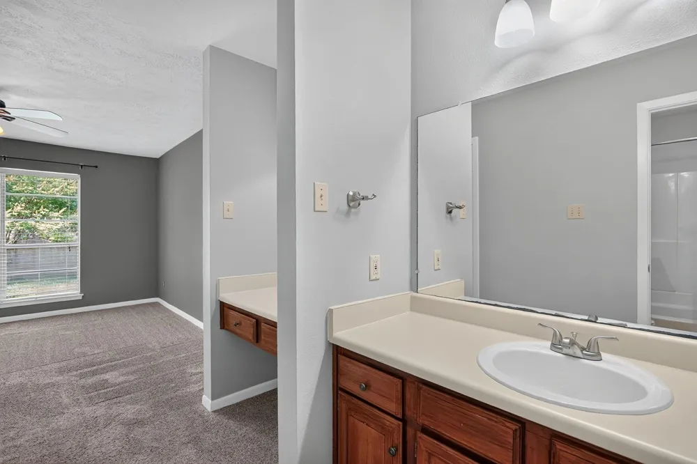 2822 Oakside Drive Bryan, TX 77802