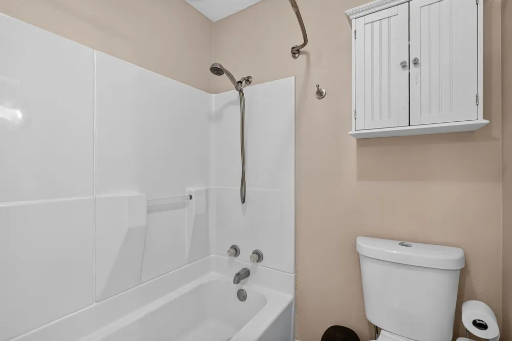 2822 Oakside Drive Bryan, TX 77802