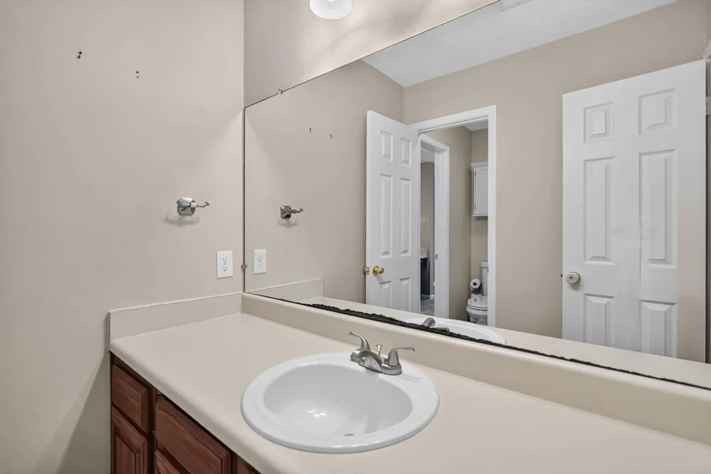 2822 Oakside Drive Bryan, TX 77802