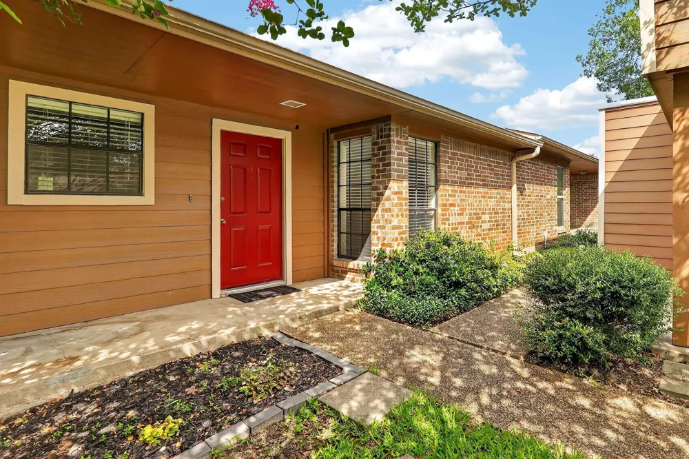 2822 Oakside Drive Bryan, TX 77802