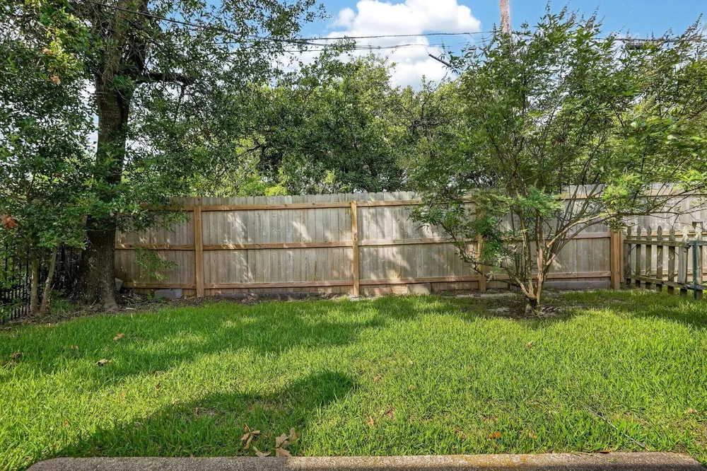 2822 Oakside Drive Bryan, TX 77802