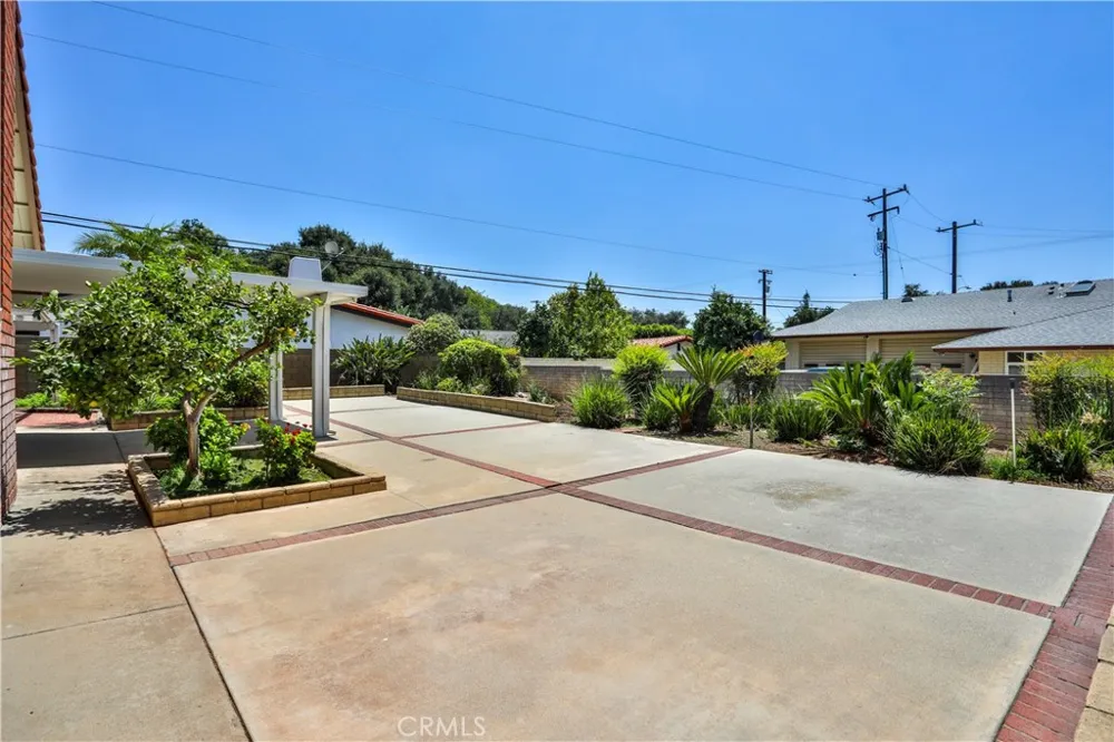 1741 BRANCH OAK DRIVE Glendora, CA 91741